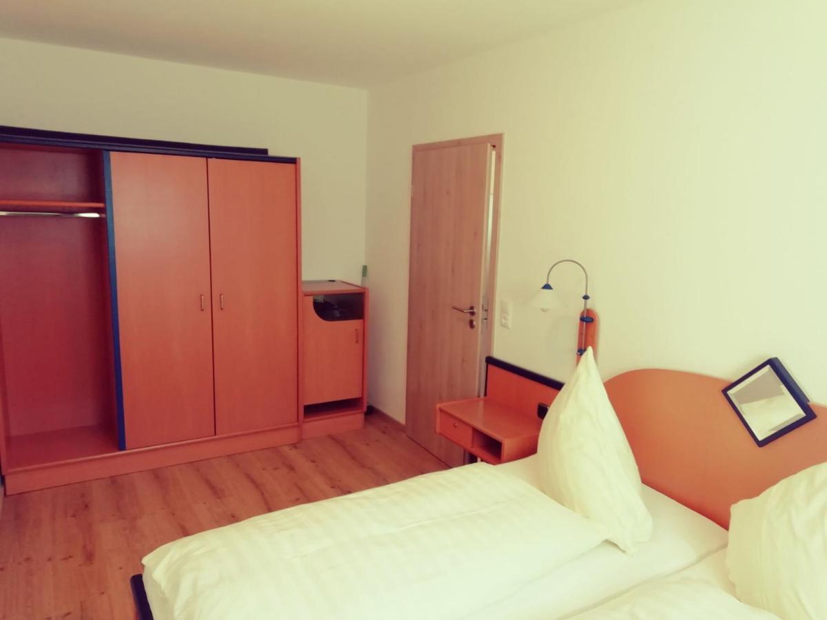 Hotel Büchelsteiner Hof 2*